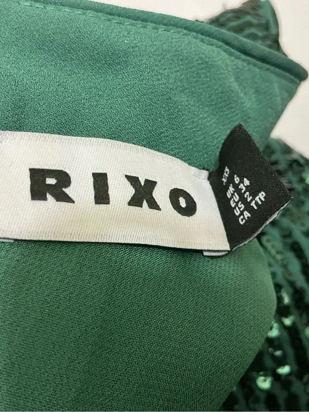 RIXO shimmering sequin